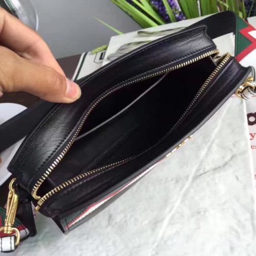 Pra*a-bag-105